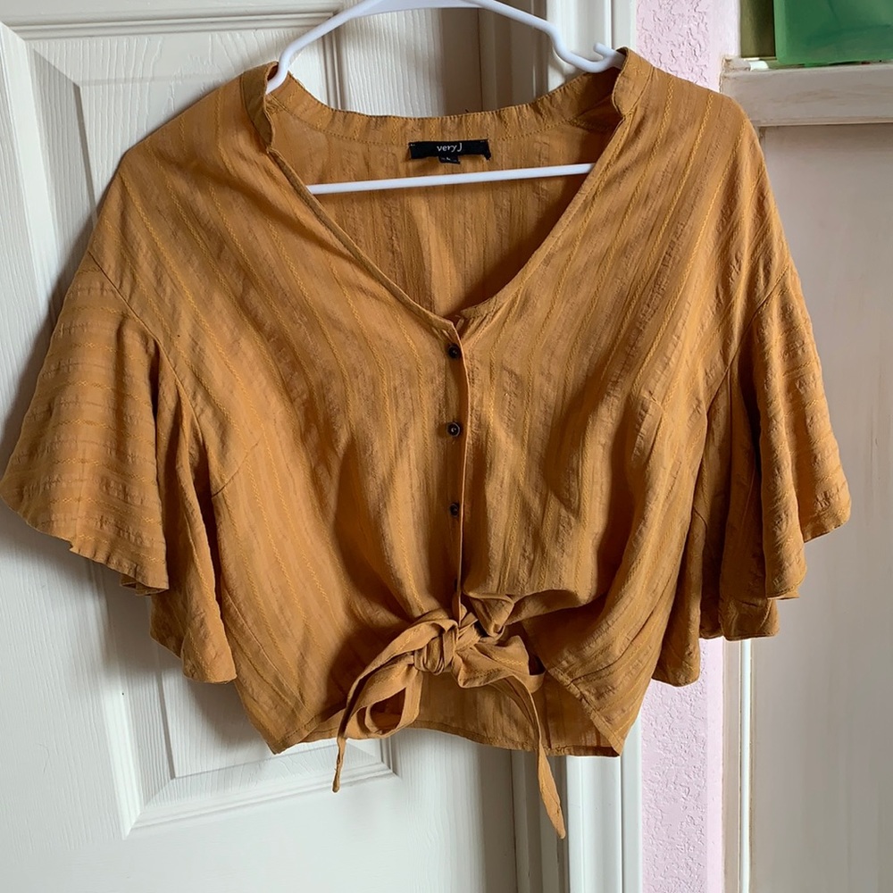 Button down top
